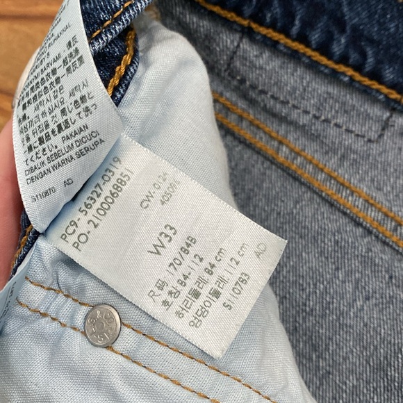 Levi’s 501 Original Fit High Rise denim shorts - Picture 4 of 5